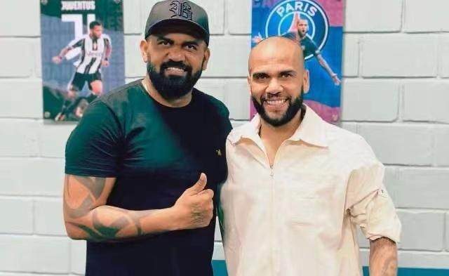 1710174136943053176.jpg 8a9c2de9c108b9e0e3bc4809263045d.jpg