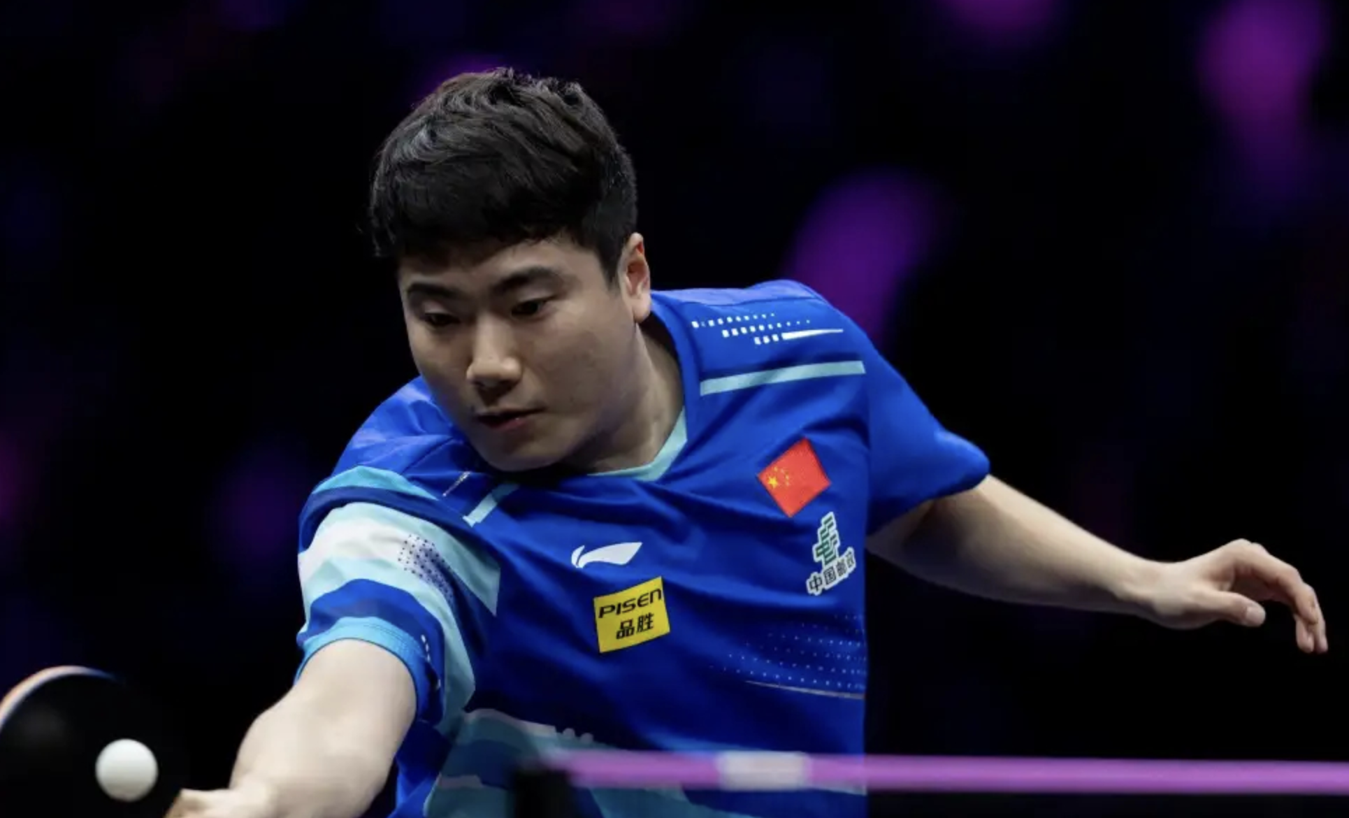 星空体育APP-带伤作战！世界第7梁靖崑1日双败：男单男双全一轮游 12天5连败