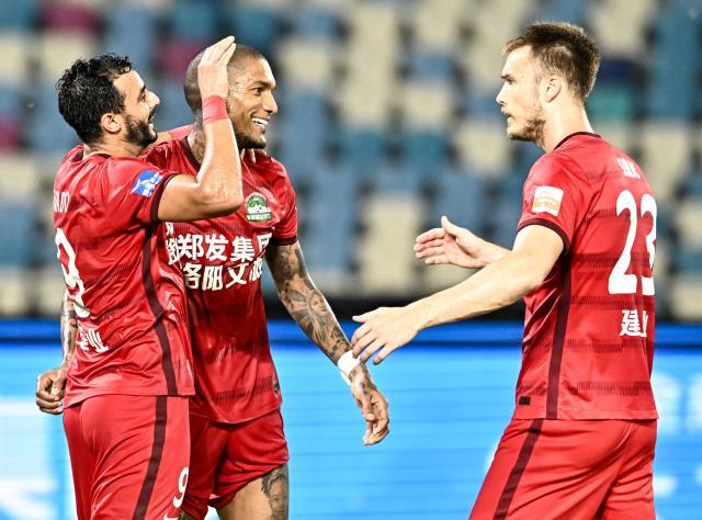 星空体育APP-3连胜最低消费3球！河南外援三叉戟专治各种不服