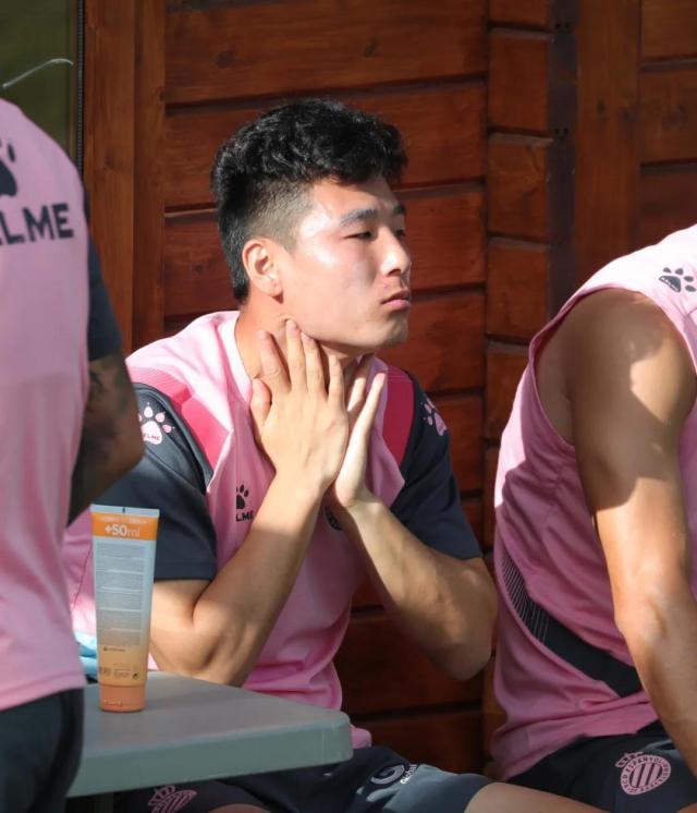 星空体育APP-武磊：三天一赛一天两练 每天被教练们“虐”的酸爽